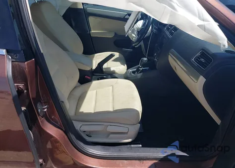 2017 Volkswagen Jetta 1.4T Se z USA, uszkodzony, nr VIN 3VWDB7AJXHM289695